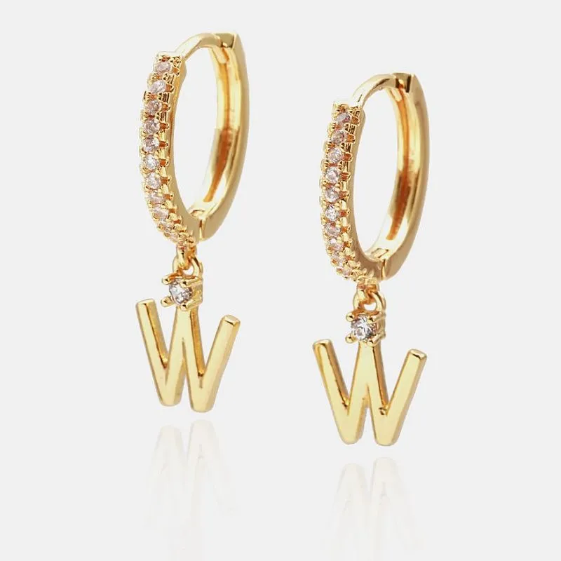 Дангле В Инитиал минђуша