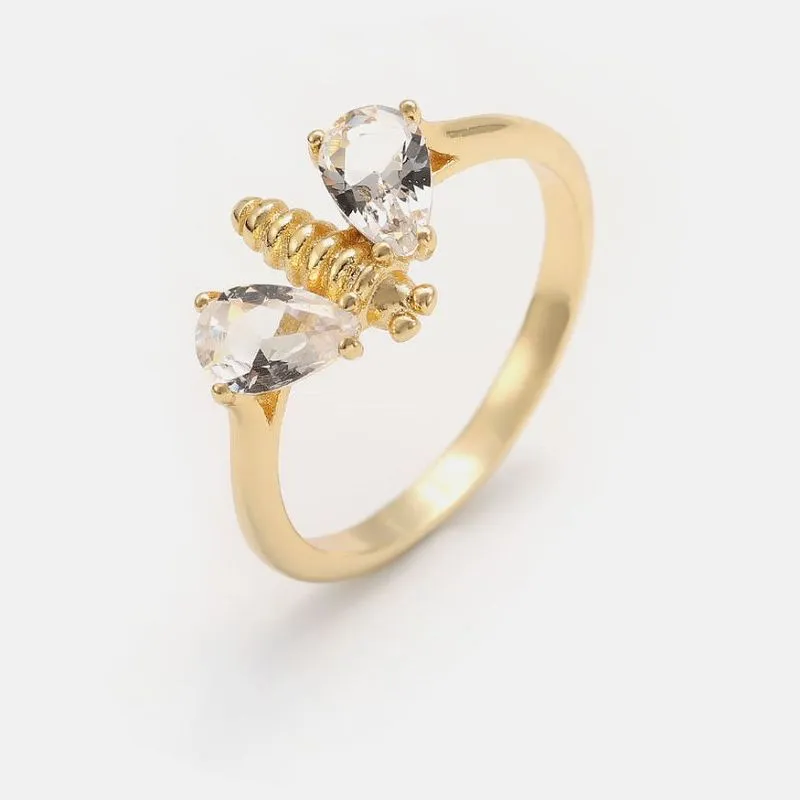 Модни слатки прстен са животињама пчела