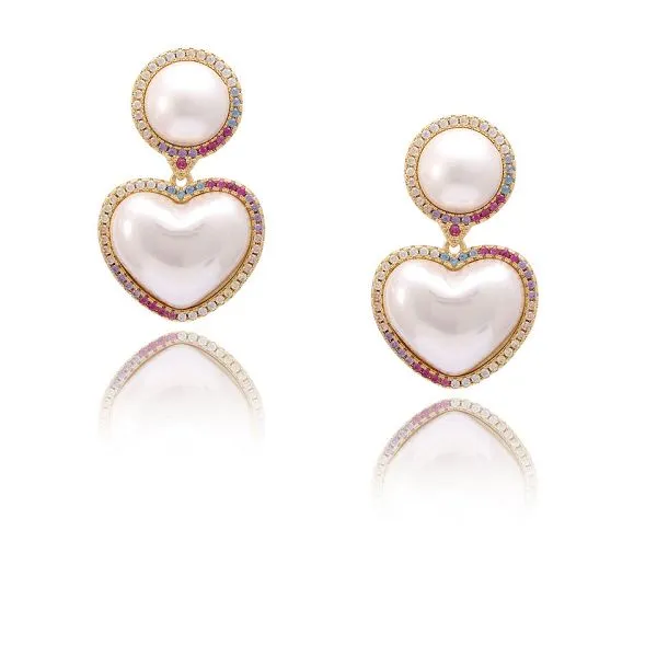 Капљица бисерне наушнице у облику срца