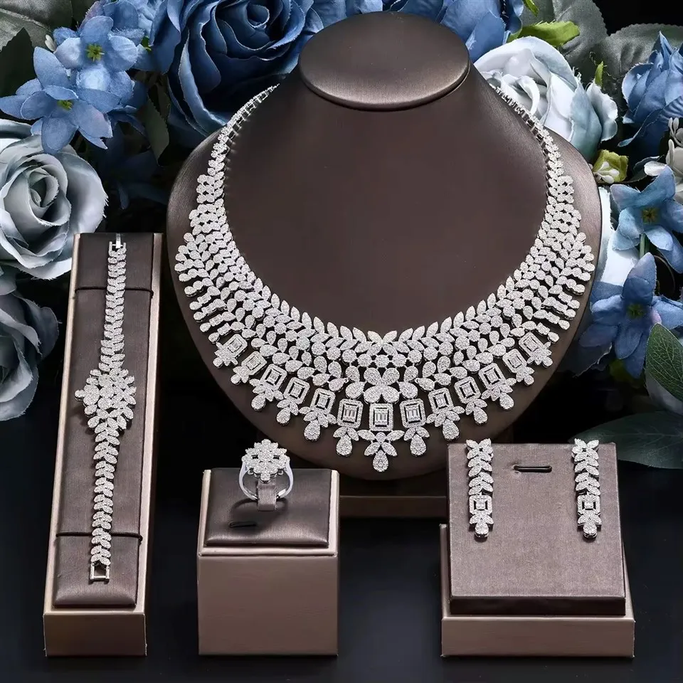 Луксузни ЦЗ комплети накита